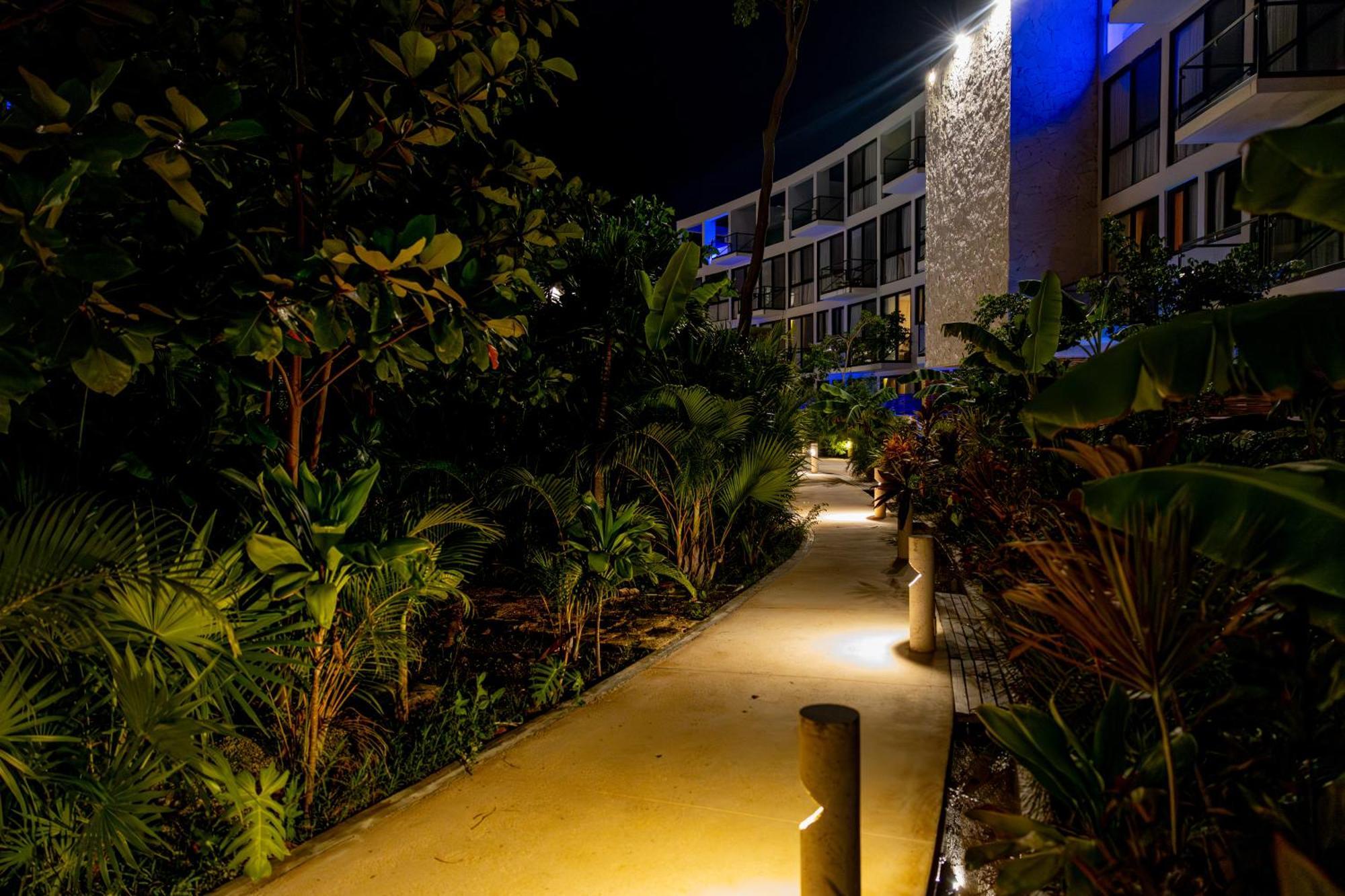 The Waves Tulum By Bnb Experience Екстер'єр фото